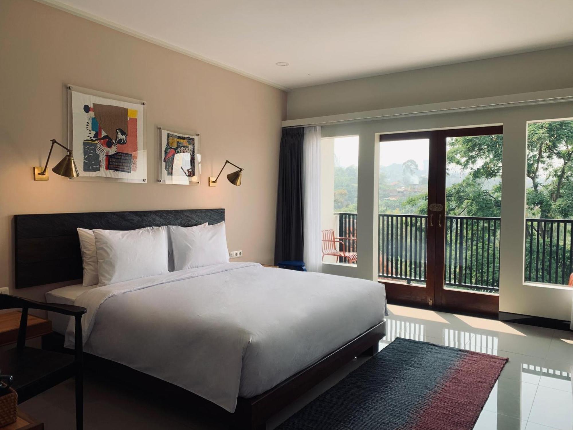 Aparthotel Uma Gati à Cimenyan Extérieur photo